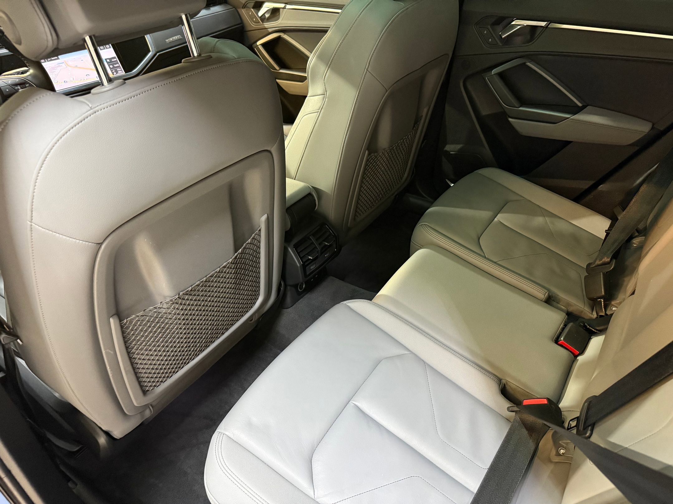 Used 2020 Audi Q3 2.0T Premium Plus w/ Premium Plus Package image 39