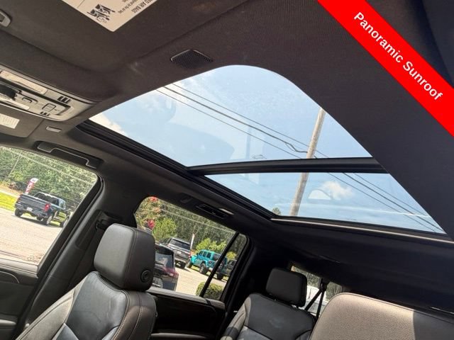 Used 2021 Chevrolet Suburban LT w/ LT Signature Package AWD/4WD image 17