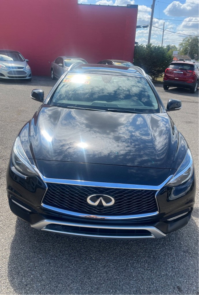 Used 2018 INFINITI QX30 AWD
