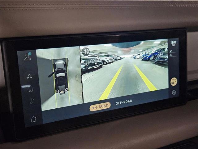 Used 2020 Land Rover Defender 110 HSE image 14