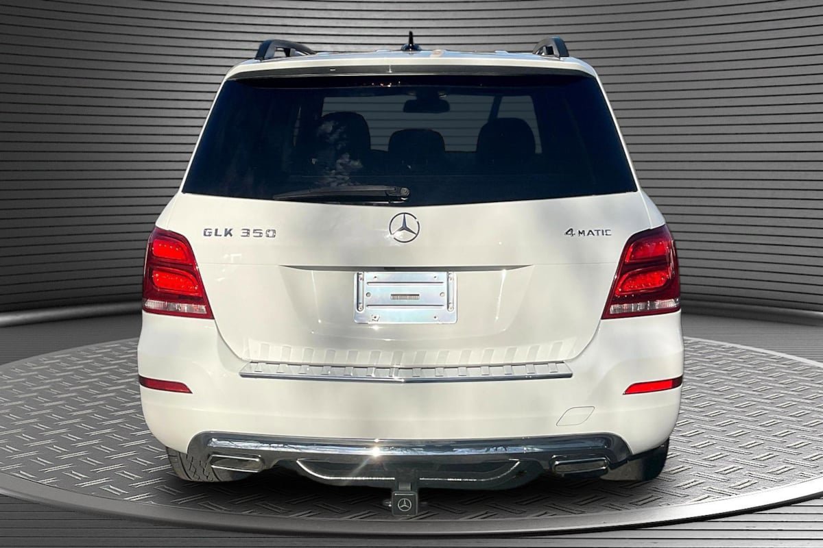 Used 2015 Mercedes-Benz GLK 350 4MATIC image 5