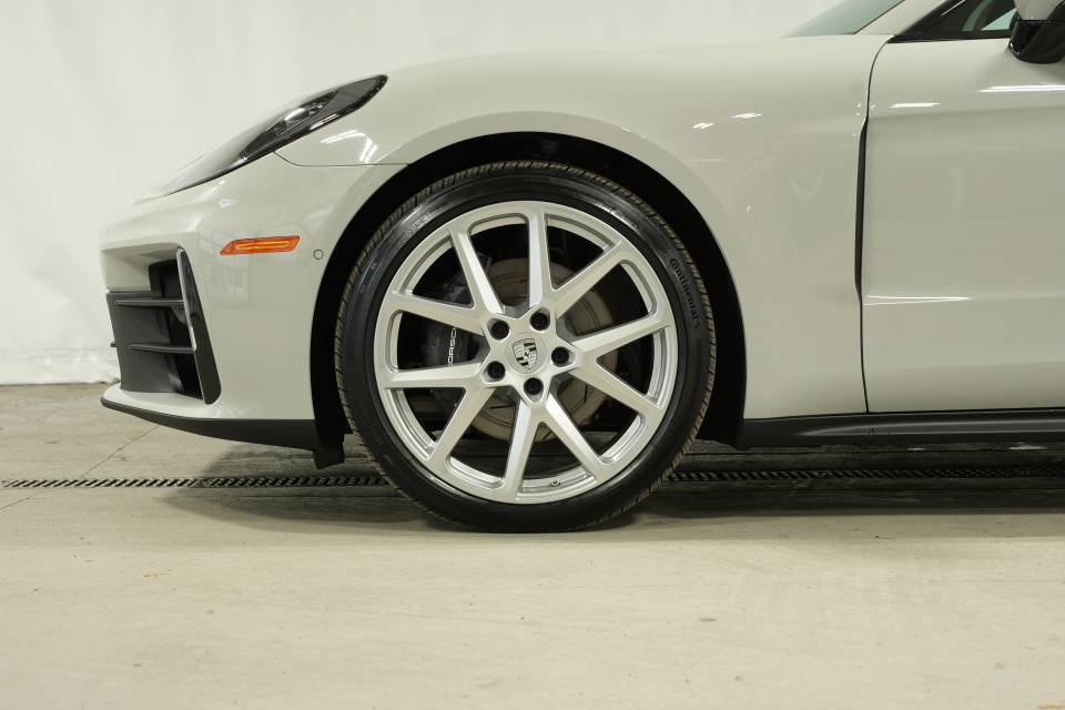 New 2026 Porsche Panamera 4 AWD/4WD image 41
