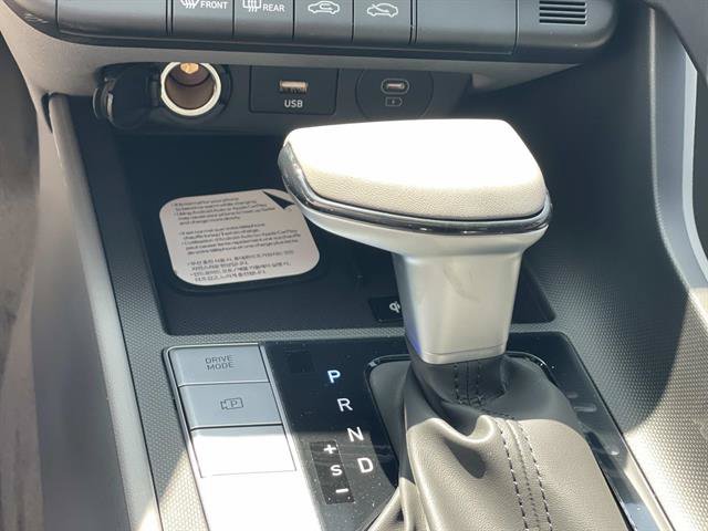 New 2026 Hyundai Elantra Sport FWD image 15