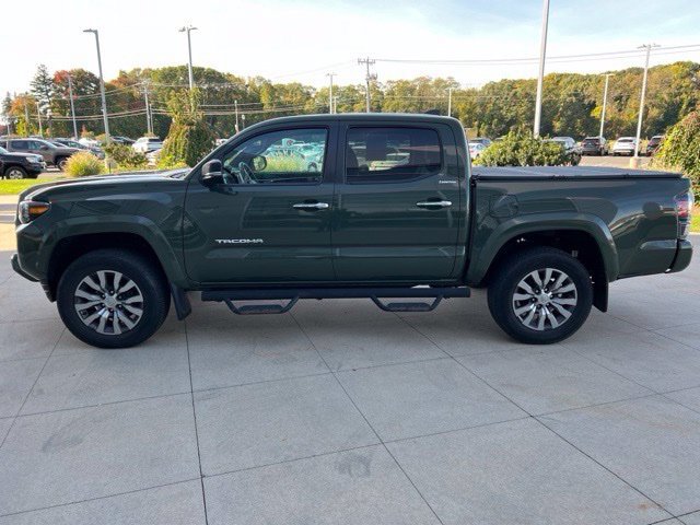 Used 2021 Toyota Tacoma Limited AWD/4WD image 5