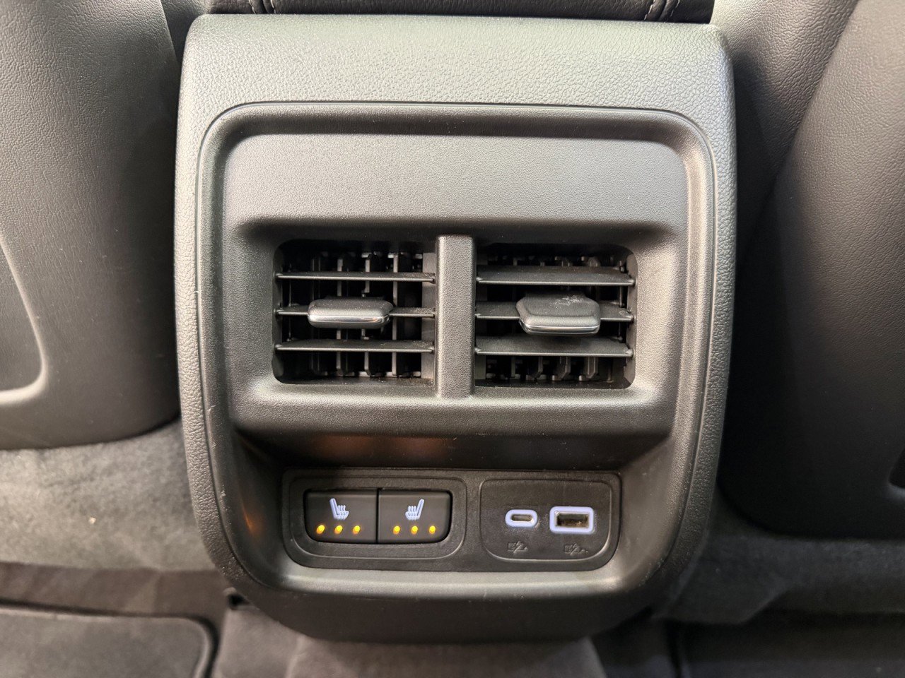 Used 2019 Cadillac XT4 Premium Luxury image 39