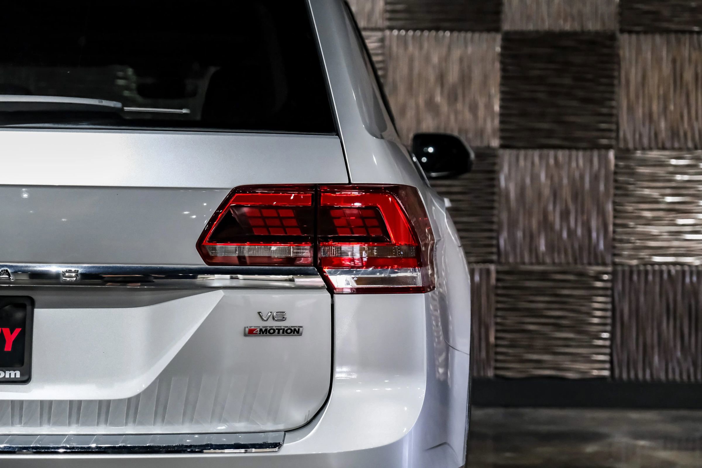 Used 2018 Volkswagen Atlas SEL Premium image 48