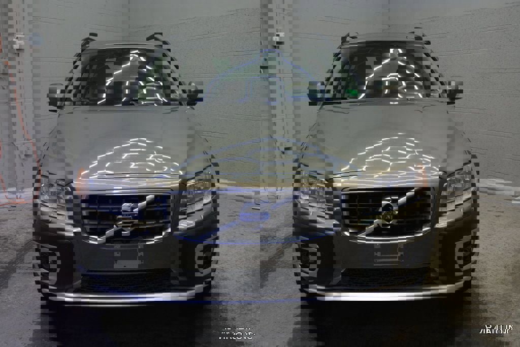 Used 2010 Volvo XC70 3.2 image 5