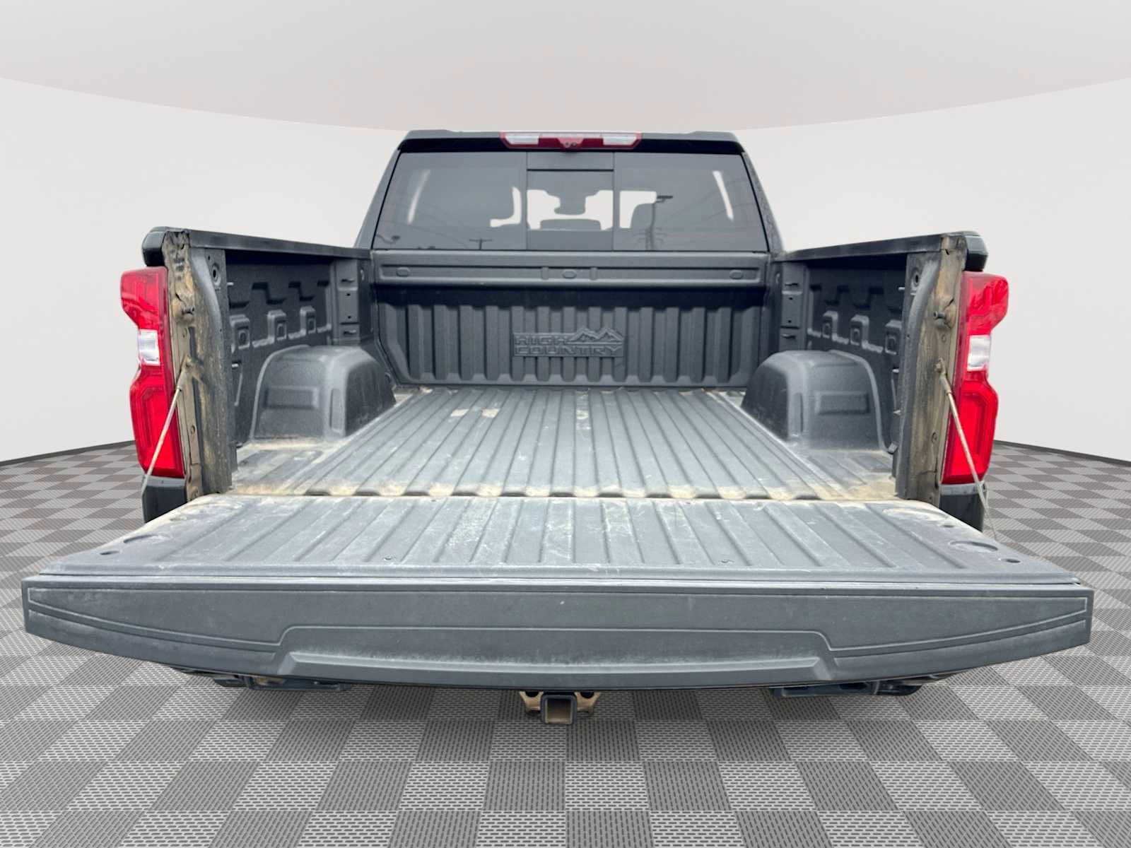 Certified 2024 Chevrolet Silverado 1500 High Country w/ Technology Package image 27