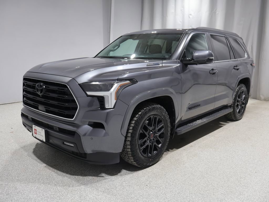 Used 2024 Toyota Sequoia SR5 w/ SR5 Premium Package AWD/4WD image 5