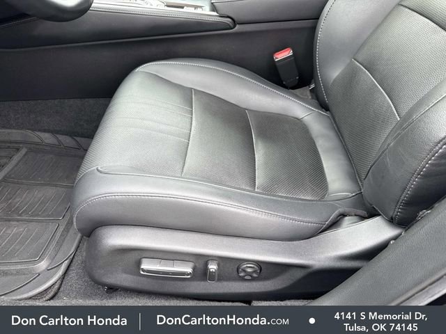 Used 2021 Honda Accord Touring image 11