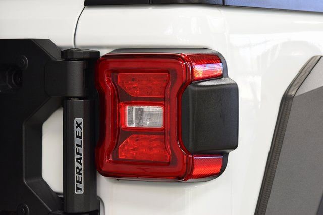 Used 2024 Jeep Wrangler Rubicon image 21