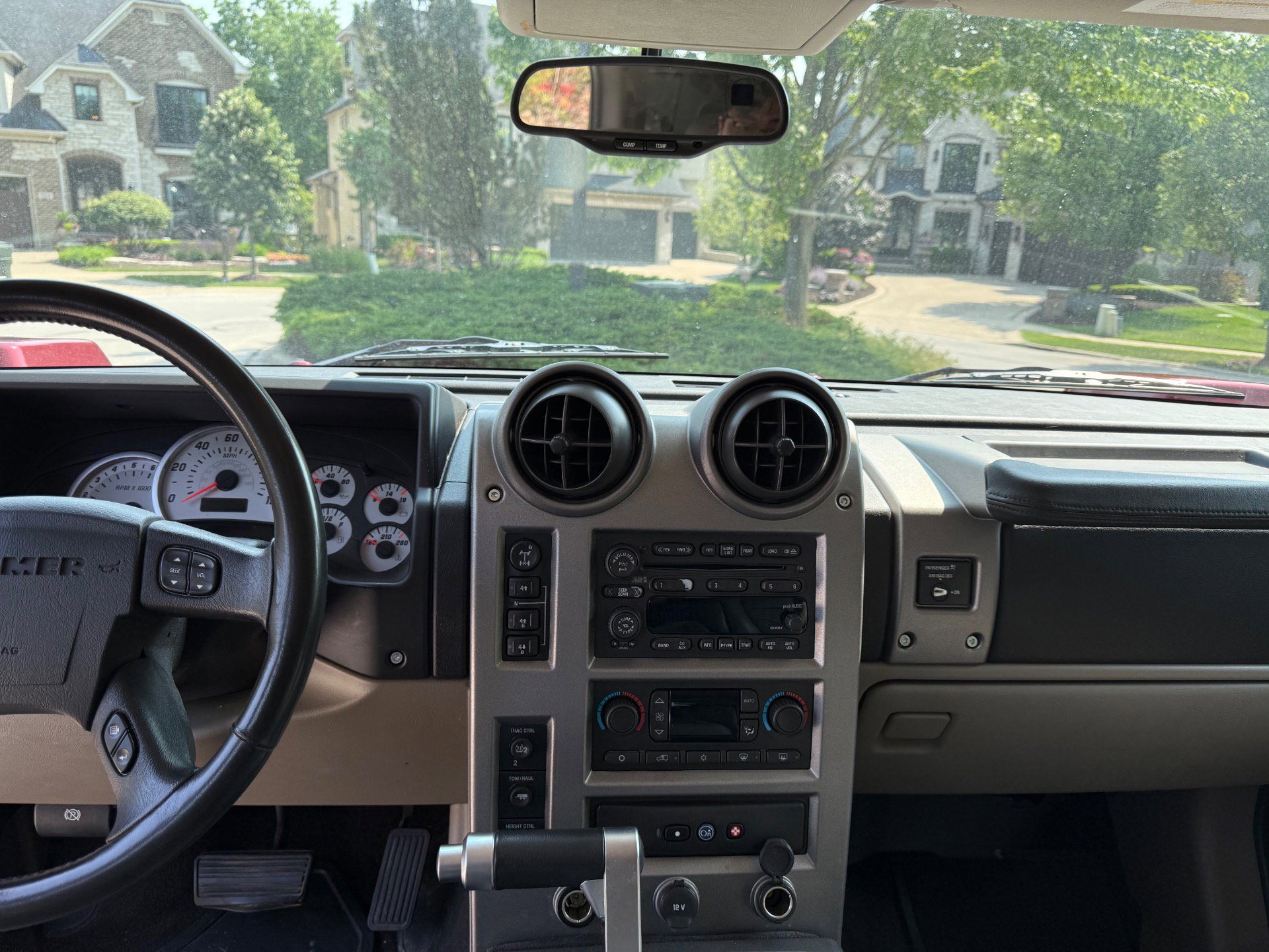 Used 2003 HUMMER H2 Luxury w/ Preferred Equipment Group image 39