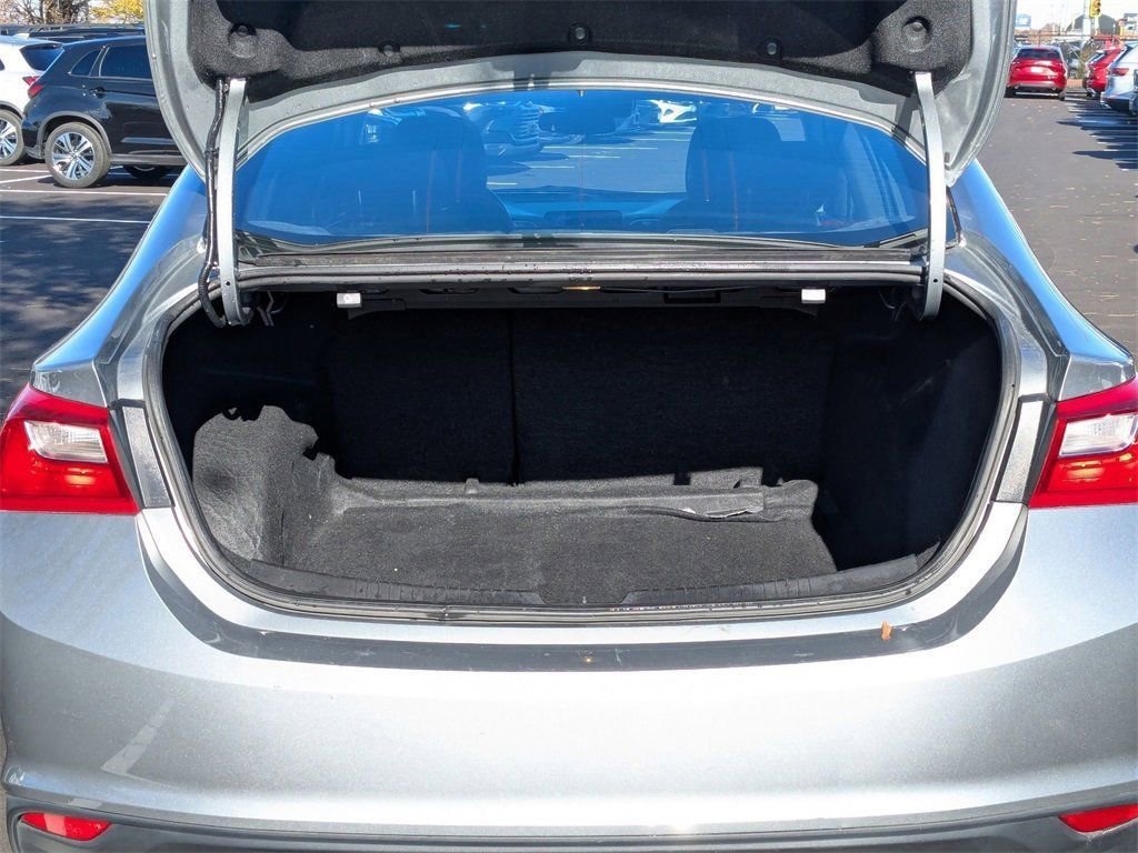 Used 2023 Chevrolet Malibu LT image 37