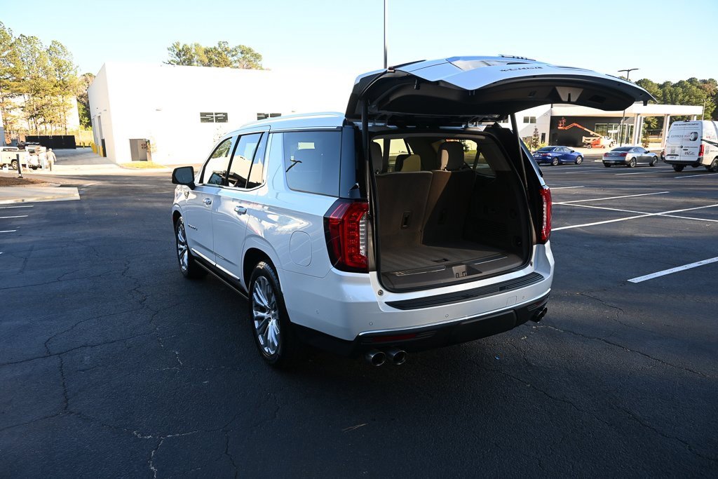 Used 2023 GMC Yukon Denali w/ Denali Reserve Package image 31