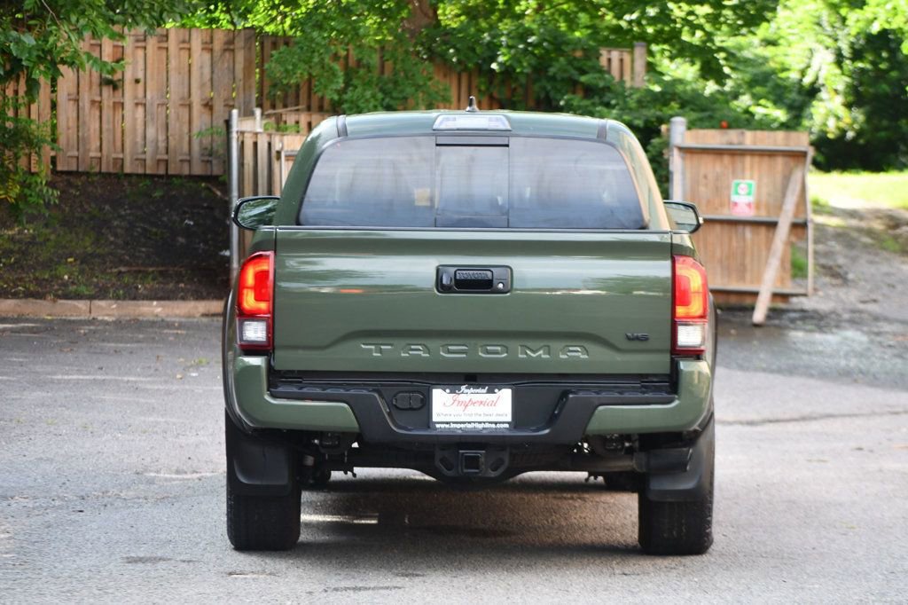 Used 2021 Toyota Tacoma SR5 w/ Trail Edition image 8