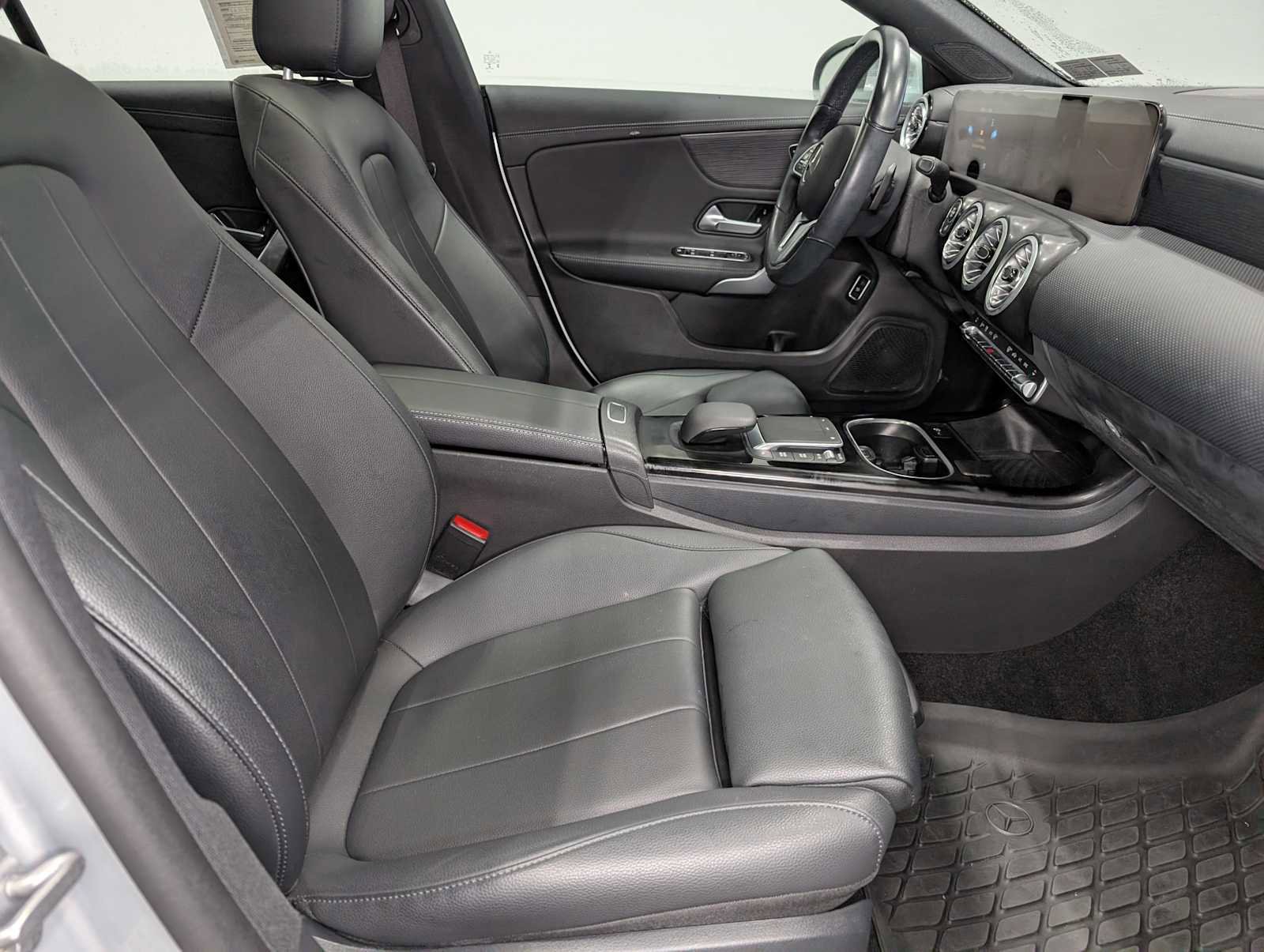 Certified 2023 Mercedes-Benz CLA 250 4MATIC image 34