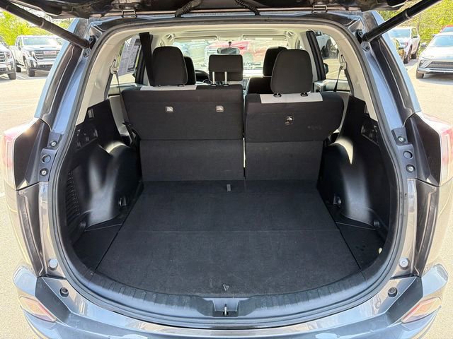 Used 2016 Toyota RAV4 XLE FWD image 18