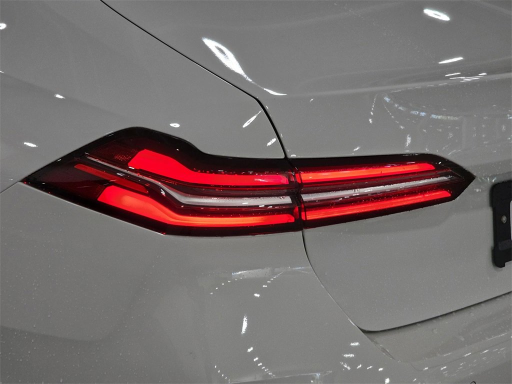 Used 2026 BMW 530i w/ Premium Package image 31