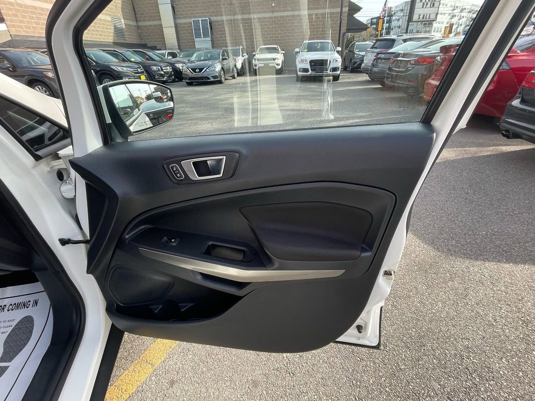 Used 2018 Ford EcoSport SE image 19