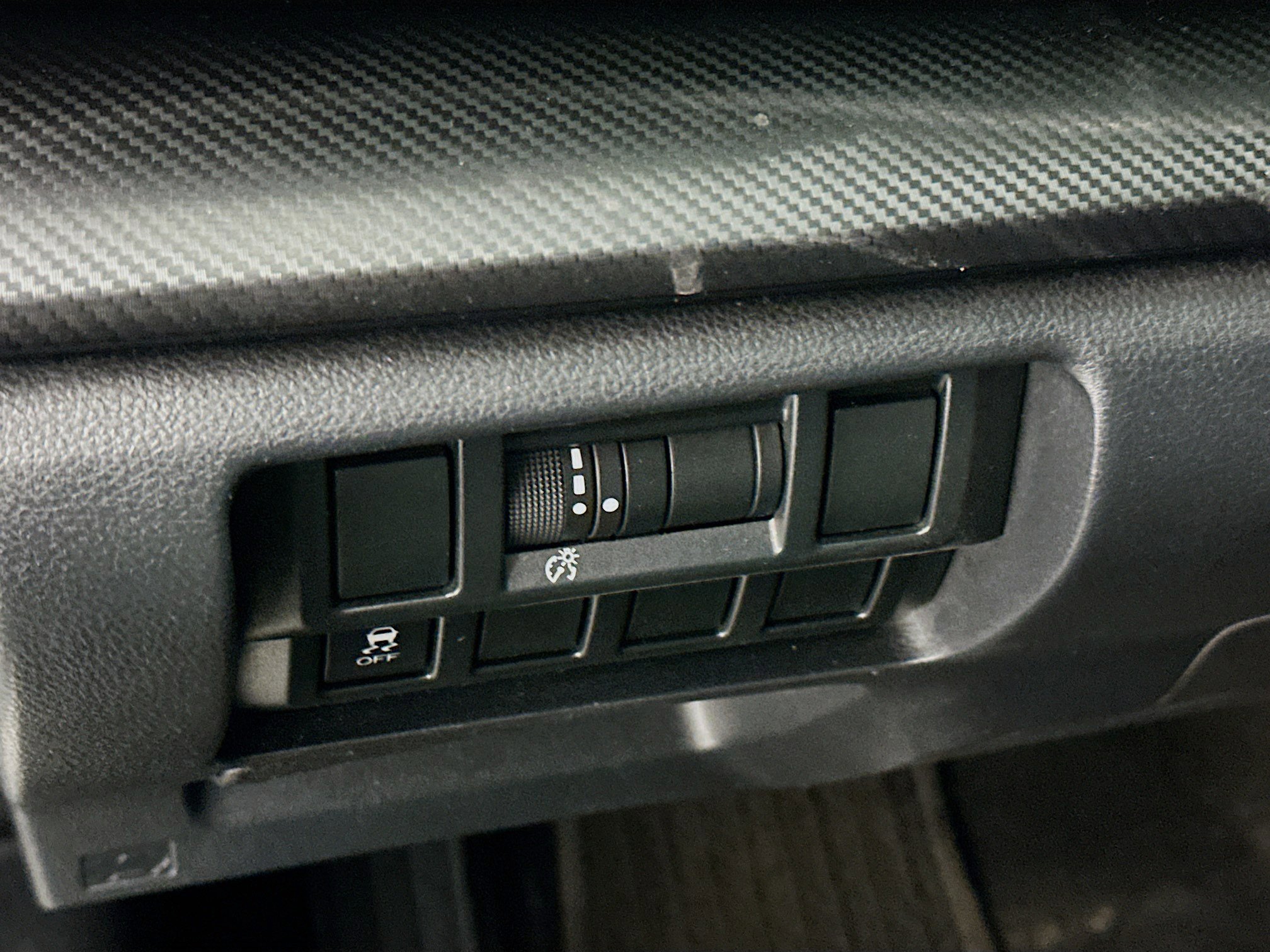 Used 2018 Subaru Crosstrek 2.0i Premium image 17