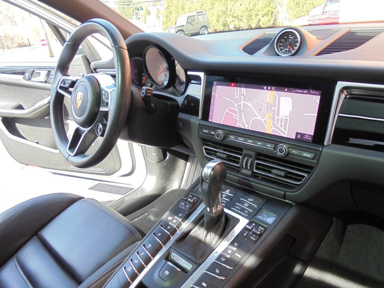 Used 2021 Porsche Macan GTS image 6