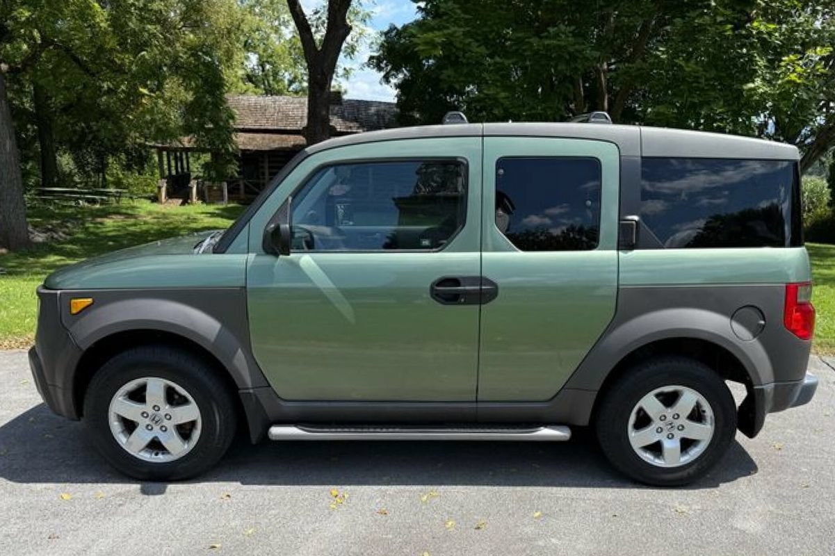 Used 2003 Honda Element EX image 10