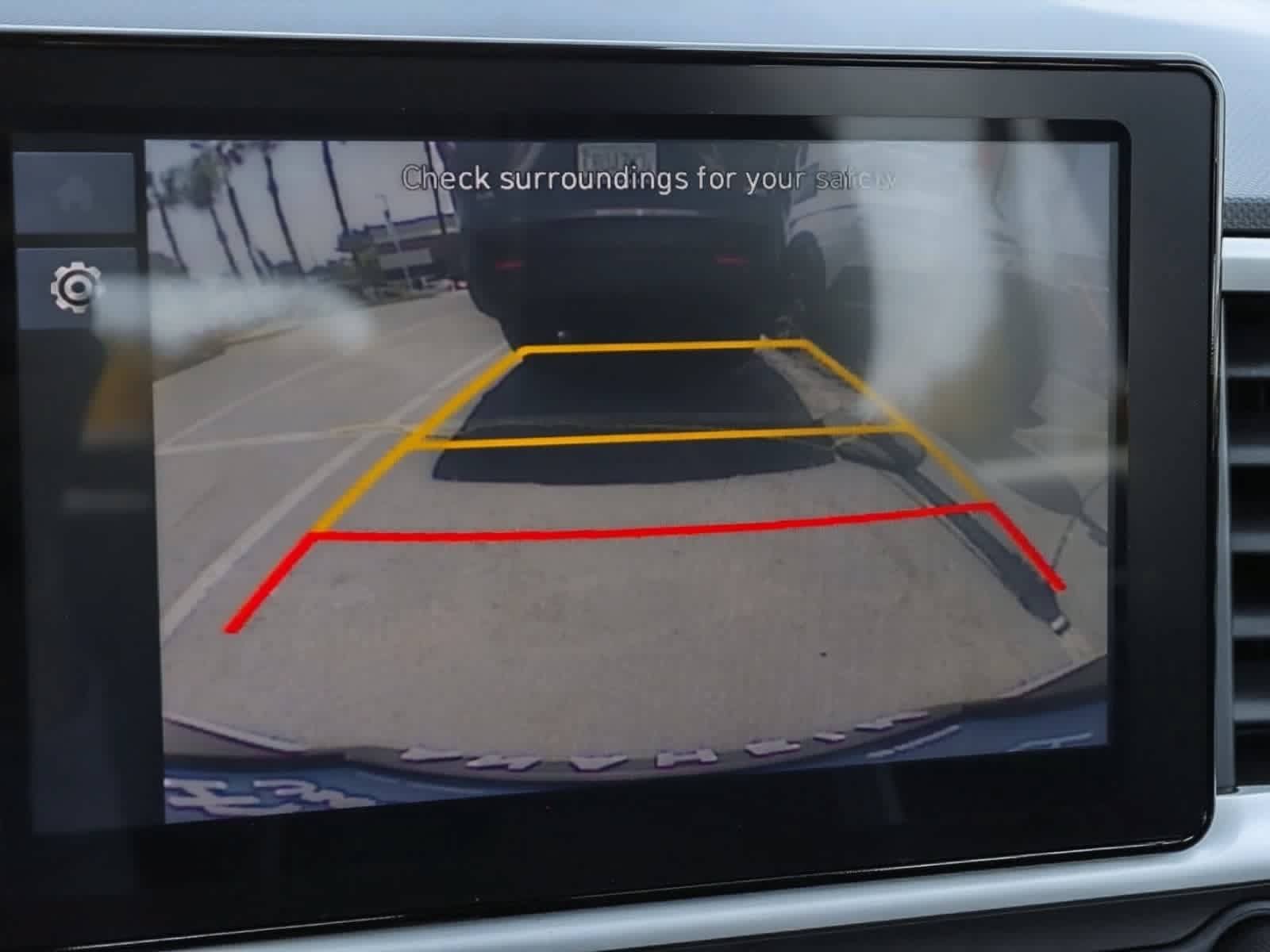 Used 2026 Hyundai Venue SEL FWD image 32