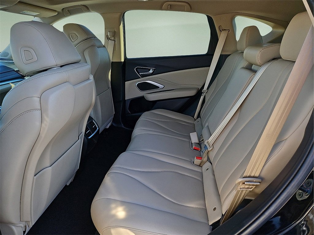 Used 2024 Acura RDX SH-AWD image 16