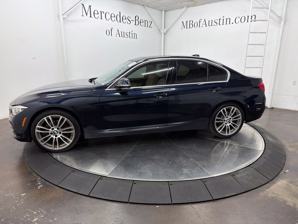 Used 2017 BMW 330i Sedan RWD image 4