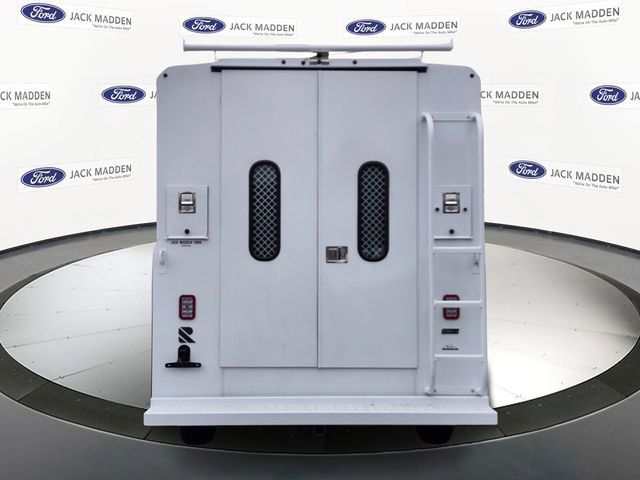 New 2026 Ford E-350 and Econoline 350 Super Duty w/ Power Equipment Group RWD image 4
