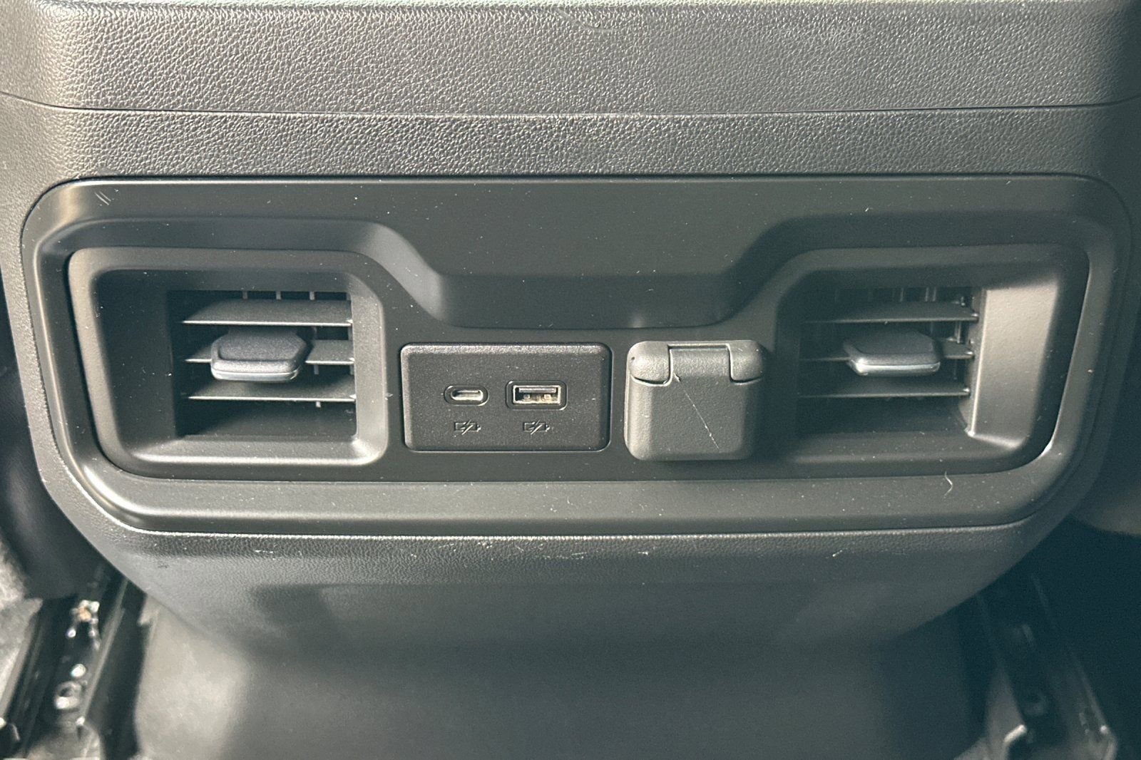 Certified 2021 Chevrolet Silverado 1500 RST w/ Convenience Package II image 15