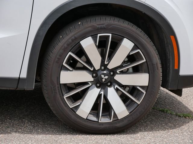 Used 2025 Mitsubishi Outlander SE AWD/4WD image 7