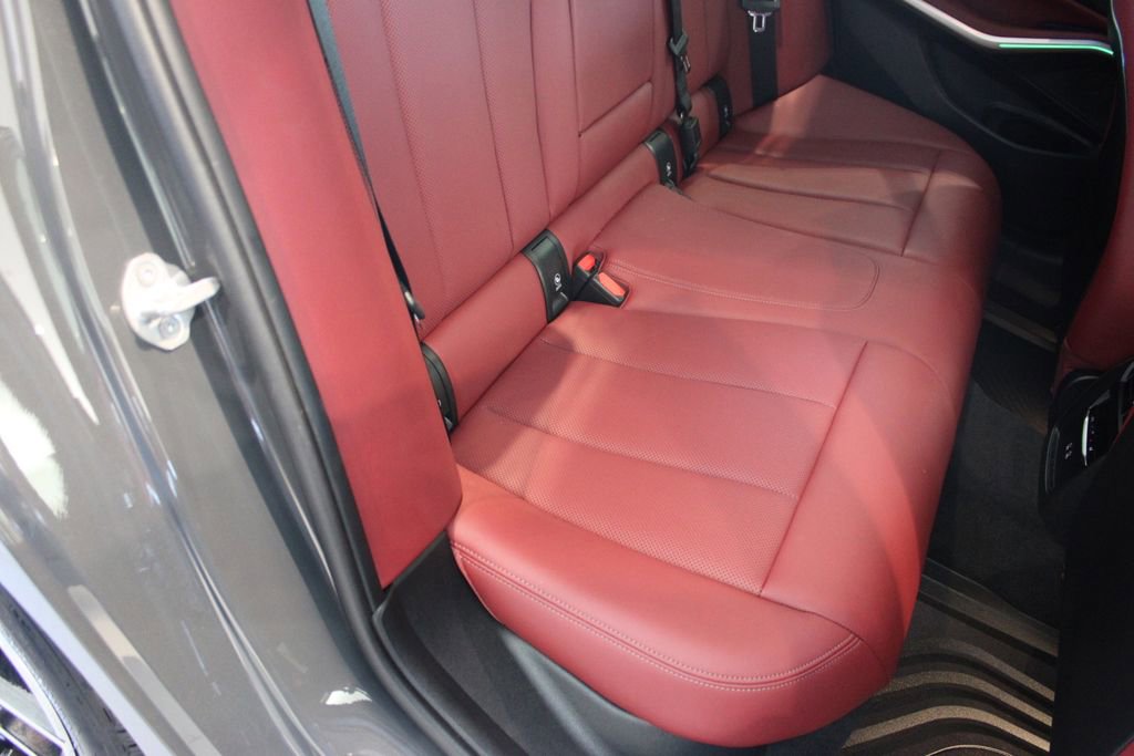 Used 2024 BMW 330e xDrive w/ M Sport Package image 25