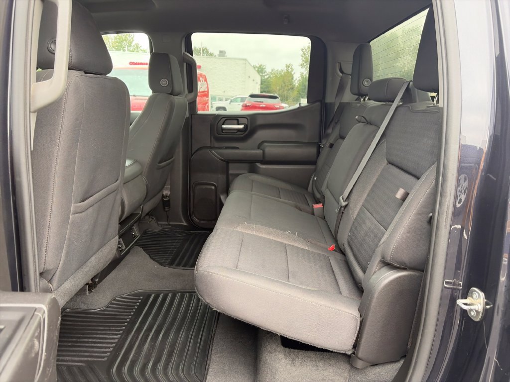 Used 2023 Chevrolet Silverado 1500 Custom AWD/4WD image 22