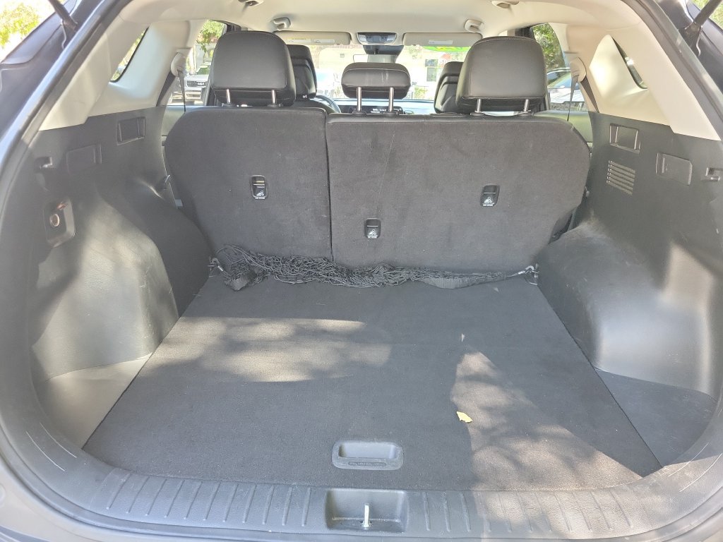 Certified 2023 Kia Sportage EX FWD image 10
