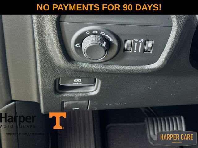 New 2025 Jeep Grand Cherokee L Laredo image 13