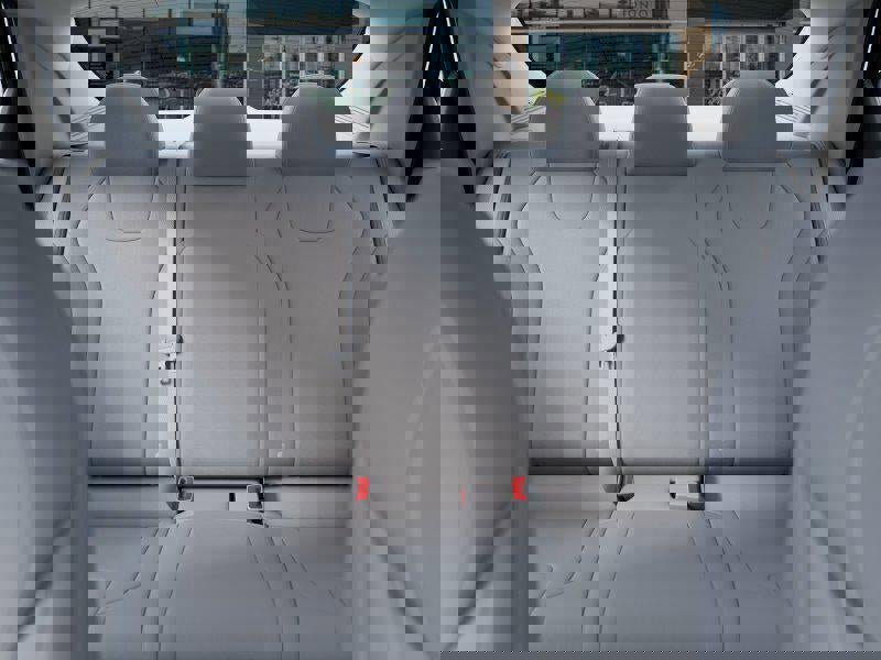 New 2025 Hyundai Elantra SE image 12