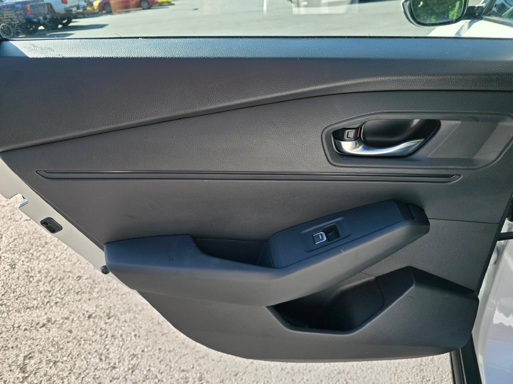Certified 2024 Honda Accord EX image 8
