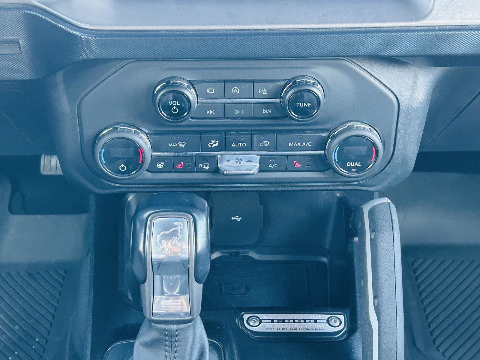 Used 2021 Ford Bronco Outer Banks image 23