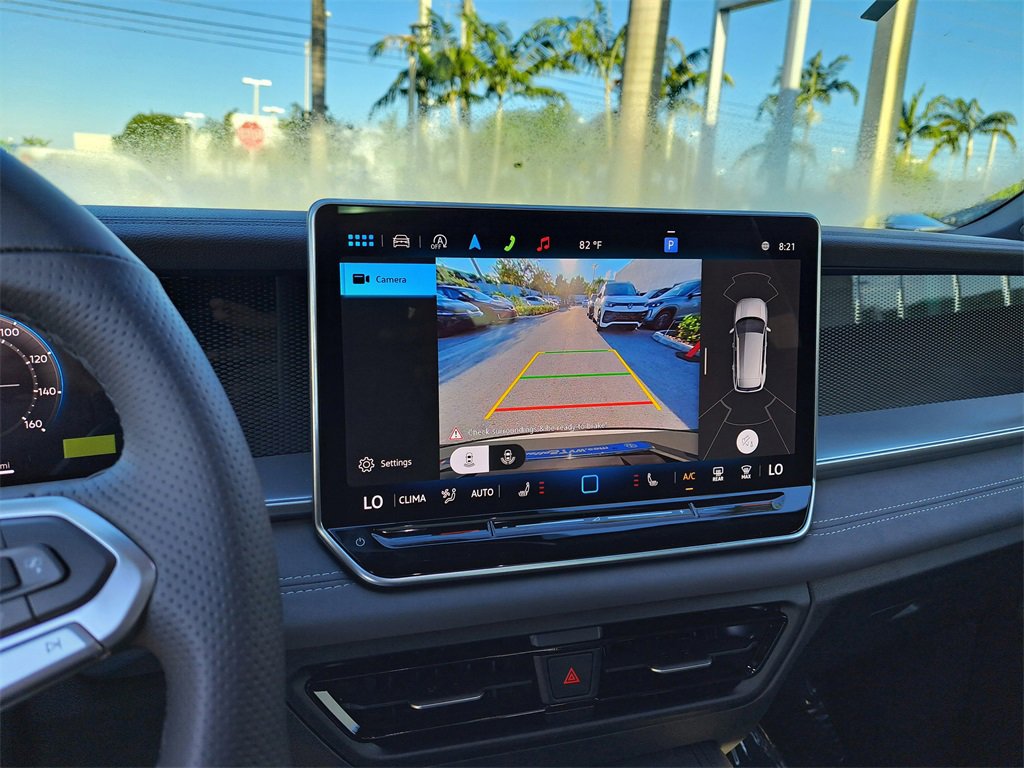 New 2026 Volkswagen Tiguan SE R-Line image 10