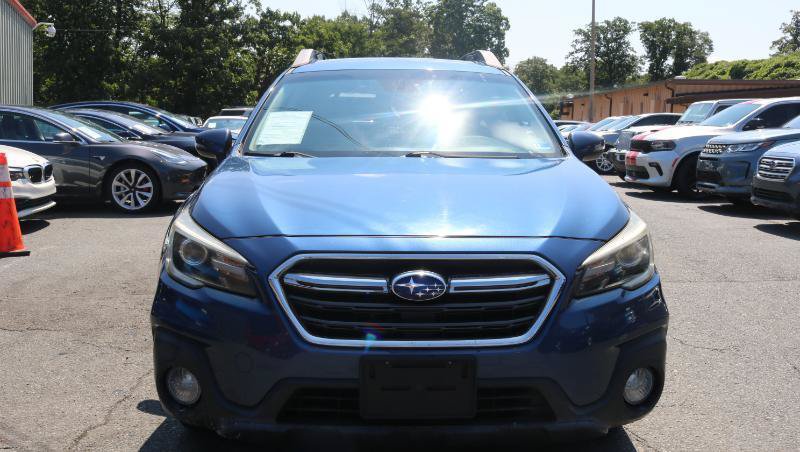 Used 2019 Subaru Outback 2.5i Limited AWD/4WD image 2