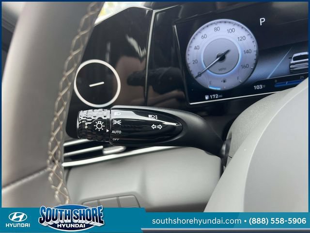 Certified 2022 Hyundai Elantra SEL w/ Convenience Package FWD image 24
