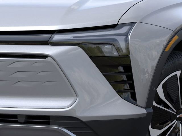 New 2025 Chevrolet Blazer EV LT image 10