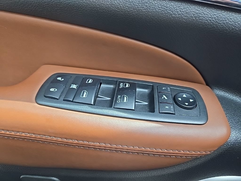 Used 2018 Jeep Grand Cherokee Summit AWD/4WD image 23
