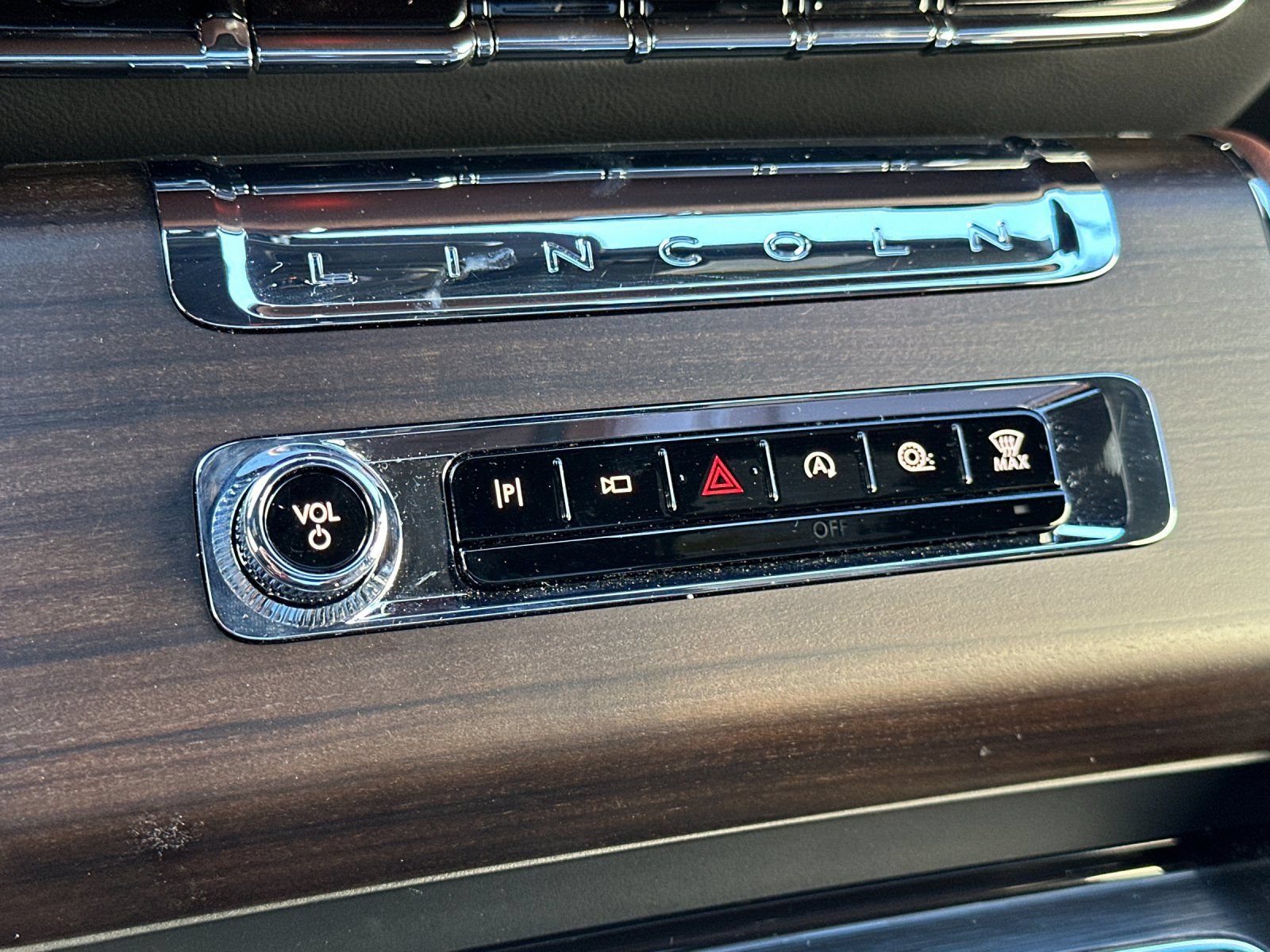 New 2026 Lincoln Aviator Reserve AWD/4WD image 21
