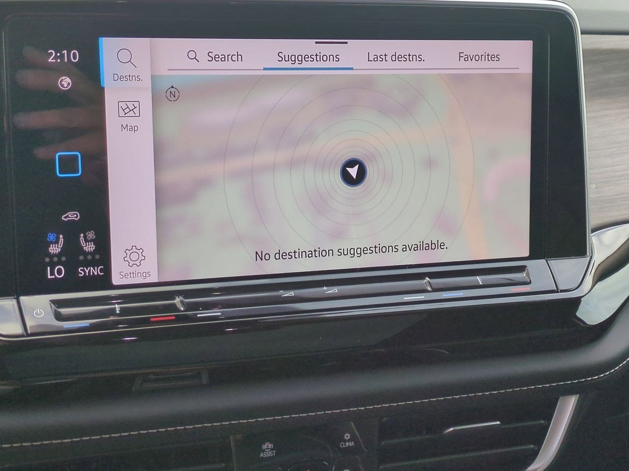 Used 2025 Volkswagen Atlas SEL Premium R-Line image 26