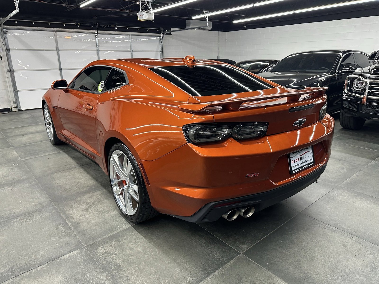 Used 2024 Chevrolet Camaro SS w/ Design Package 3 image 4