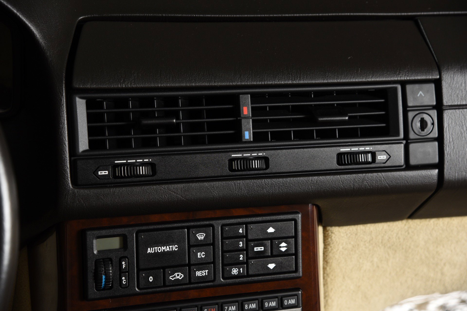 Used 1993 Mercedes-Benz 500 SL image 18