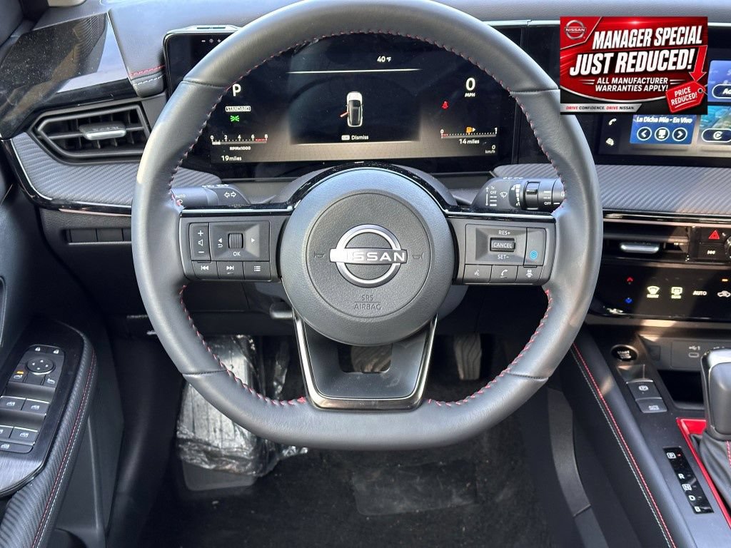New 2025 Nissan Kicks SR w/ Illumination Package AWD/4WD image 16