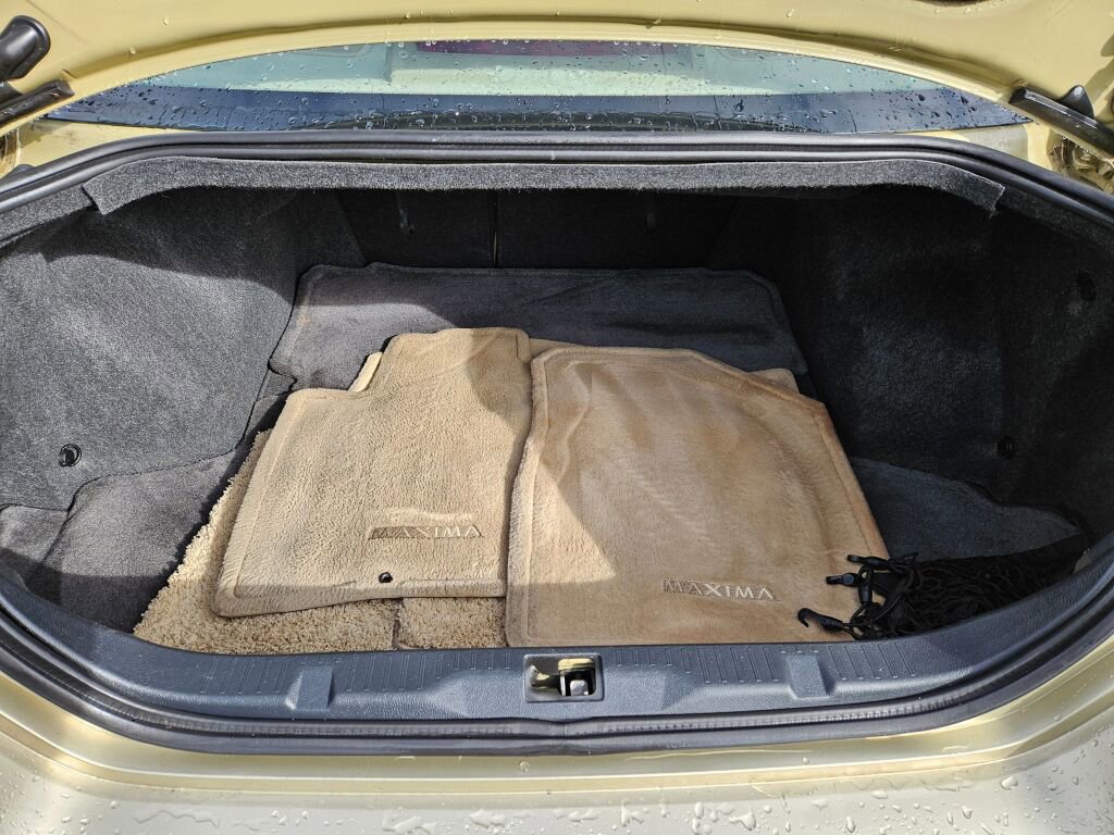 Used 2004 Nissan Maxima 3.5 SL w/ Driver Preferred Pkg image 9